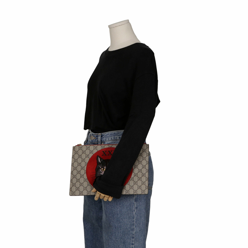 GUCCI GG Supreme 帆布神秘貓刺繡手拿包-5