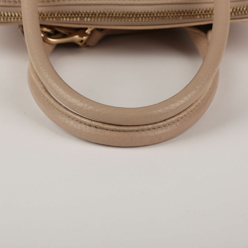 BURBERRY 小號米色粒面皮革 Greenwood 保齡球手提包和單肩包-5