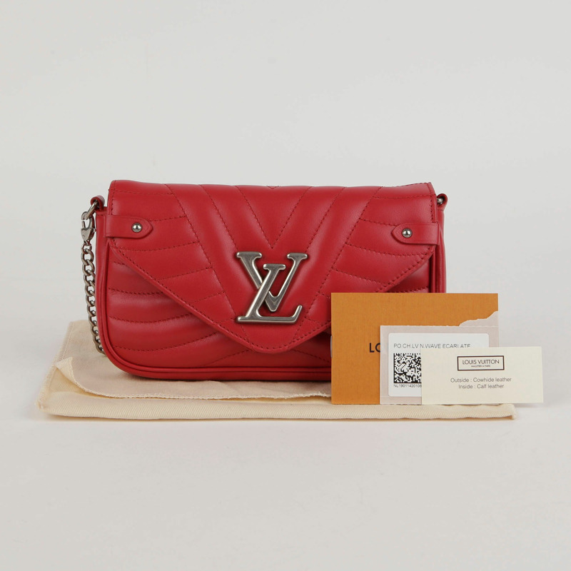 【包稅】LOUIS VUITTON 紅色皮革新款鏈條斜背包-0