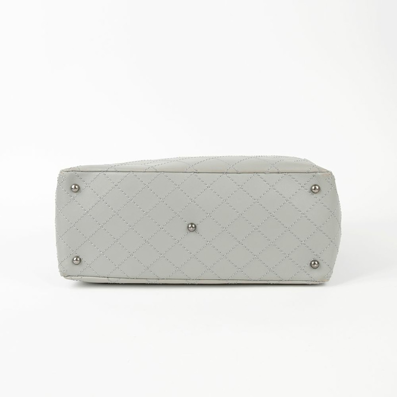 CHANEL 灰色皮革 Wild Stitch 手提包和肩背包-3