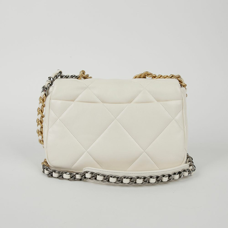 CHANEL 白色皮革 19 瓣鏈單肩斜背包-3