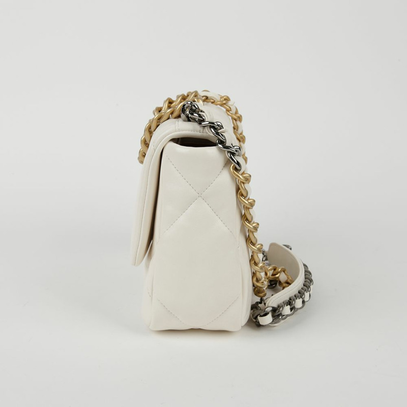 CHANEL 白色皮革 19 瓣鏈單肩斜背包-4