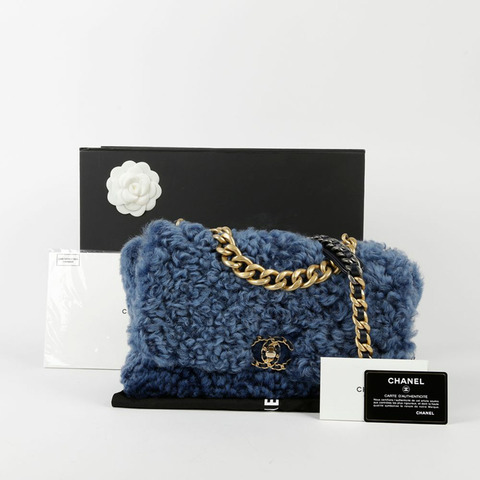 CHANEL 小型藍色羊毛皮19翻蓋鏈條單肩斜背包