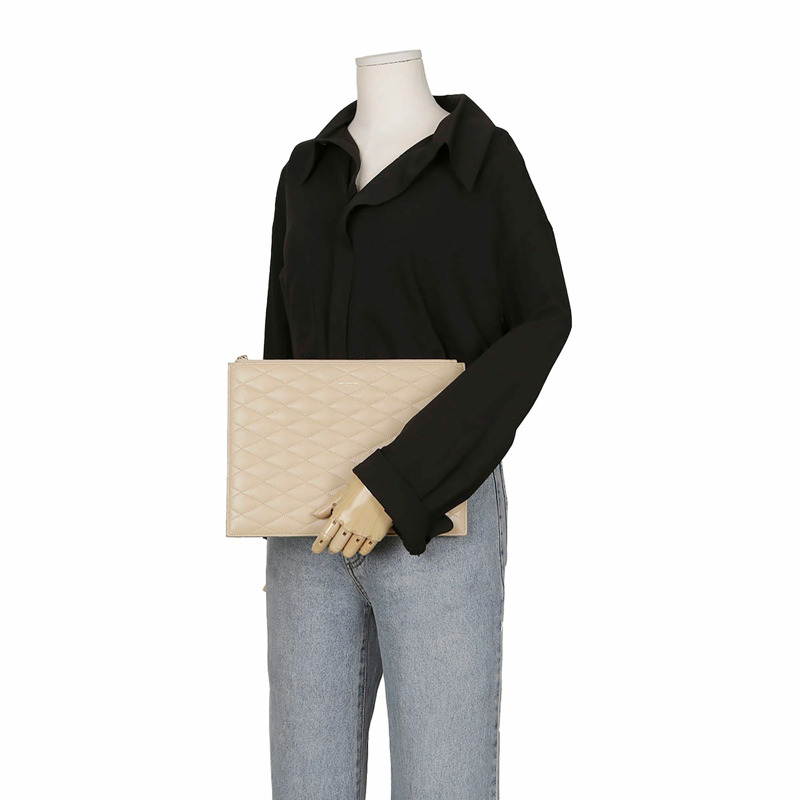SAINT LAURENT 米色絎縫皮革 iPad 袋-7