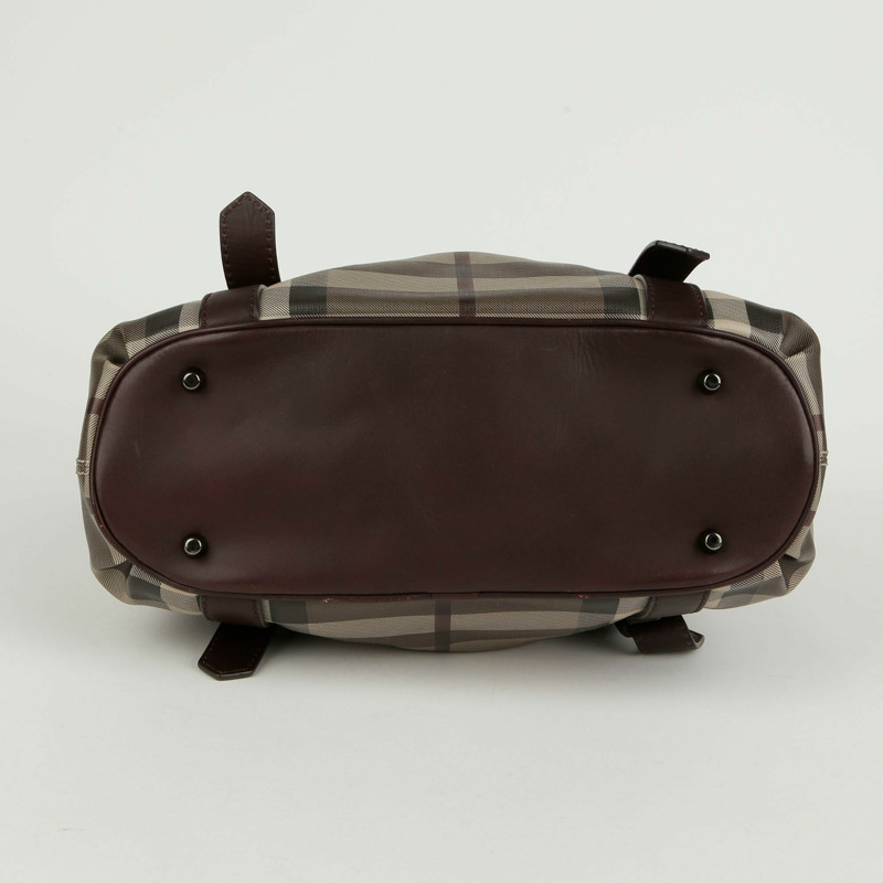 BURBERRY 煙燻格紋 PVC Northfield 手提袋-4