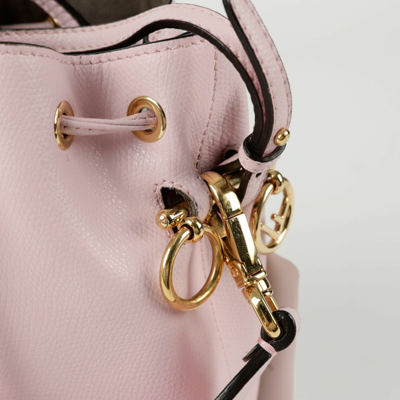 【包稅】FENDI 8BS010 迷你粉紅皮革 Montrezo 水桶手提包/單肩包-6