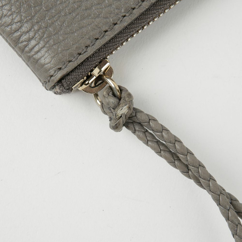GUCCI 灰色皮革竹製流蘇手拿包-5