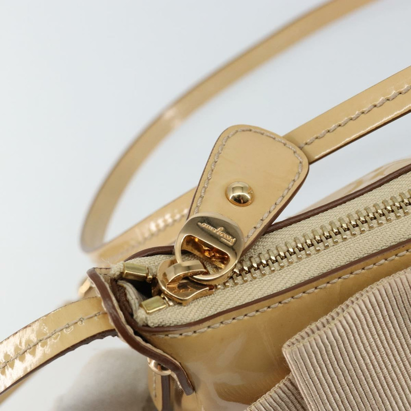 【日本直送】Salvatore Ferragamo Vala 單肩包 琺瑯 米色 金色 正品 143585-9