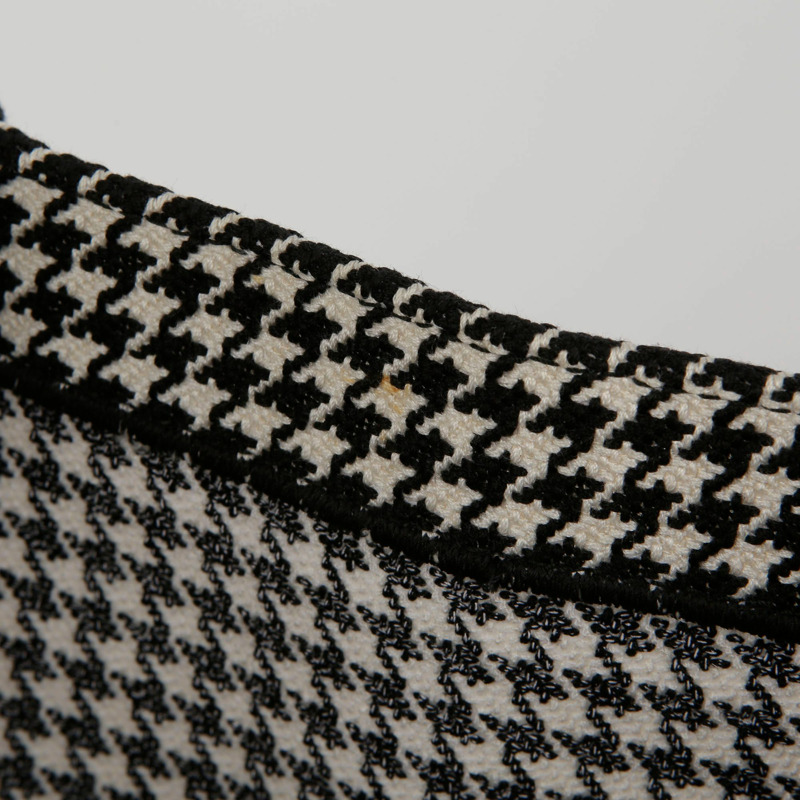 【包稅】DIOR 大型黑白千鳥格刺繡書包-6