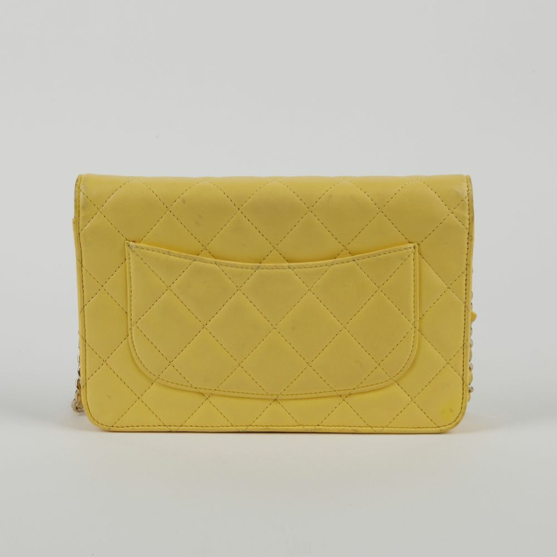 CHANEL 黃色皮革經典鏈條皮夾和斜背包-3