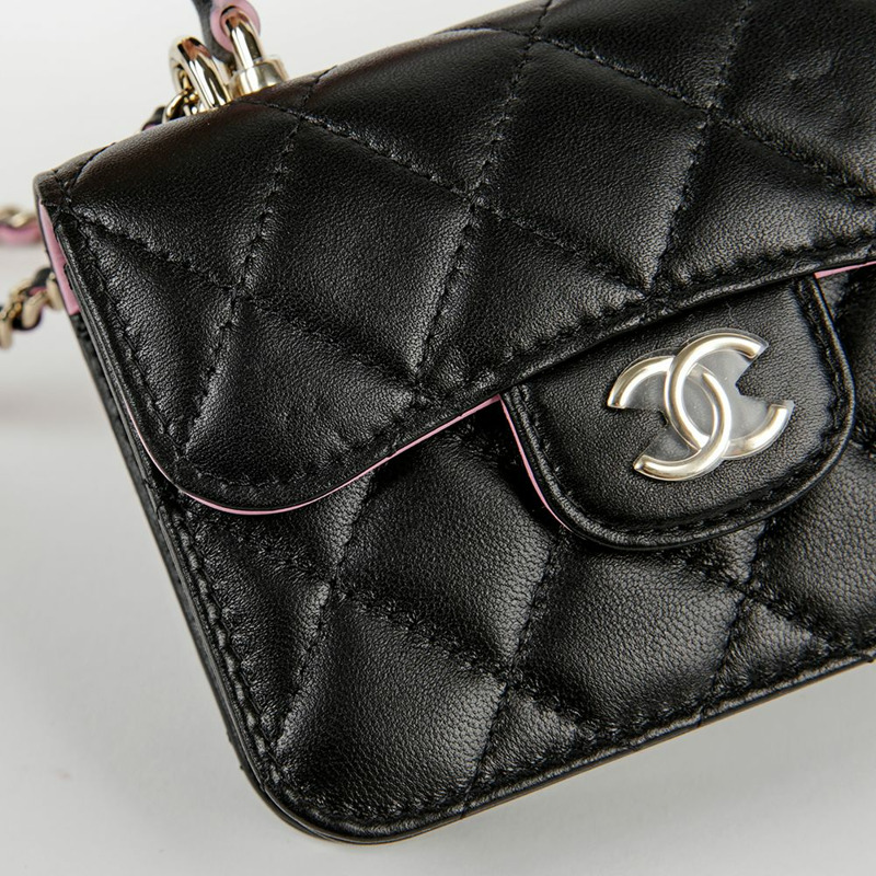 CHANEL 黑色淡紫色小羊皮鏈條翻蓋零皮夾斜背包-4