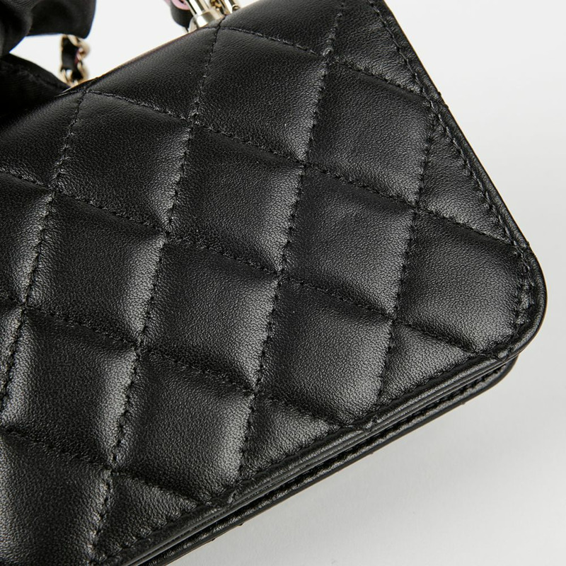 CHANEL 黑色淡紫色小羊皮鏈條翻蓋零皮夾斜背包-6
