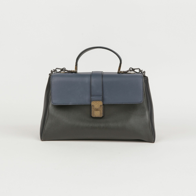 BOTTEGA VENETA 雙色 Intrecciato 皮革廣場手提包和單肩包-1