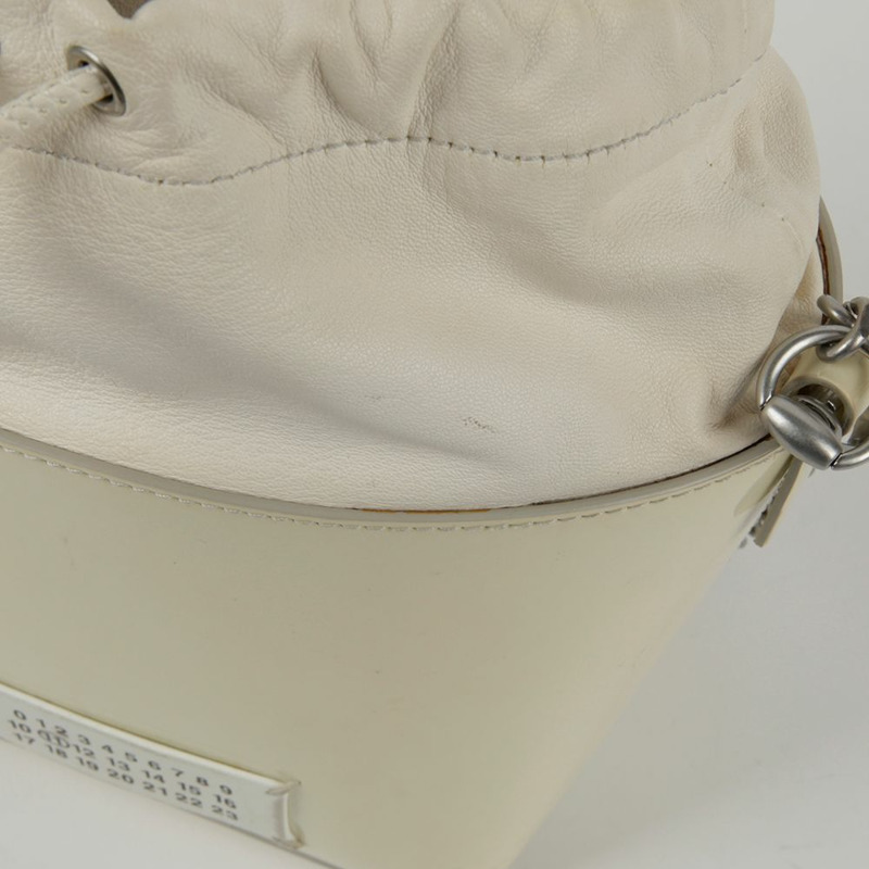 MAISON MARGIELA 小號白色漆皮 5AC 水桶托特單肩包 0035-14