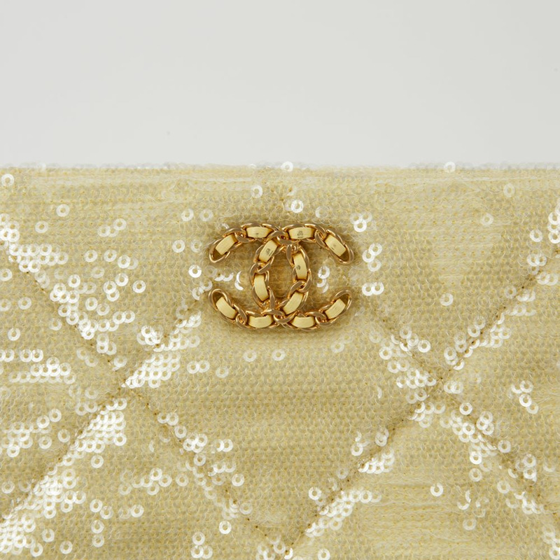 【包稅】CHANEL 淺黃色亮片19吋手拿包-2