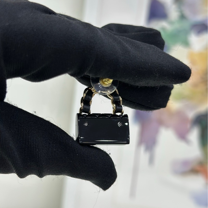 CHANEL23C黑色書包耳環 cf書包耳環 黑金皮穿鏈 限量版皮穿鏈絕版爆款收藏級別-7