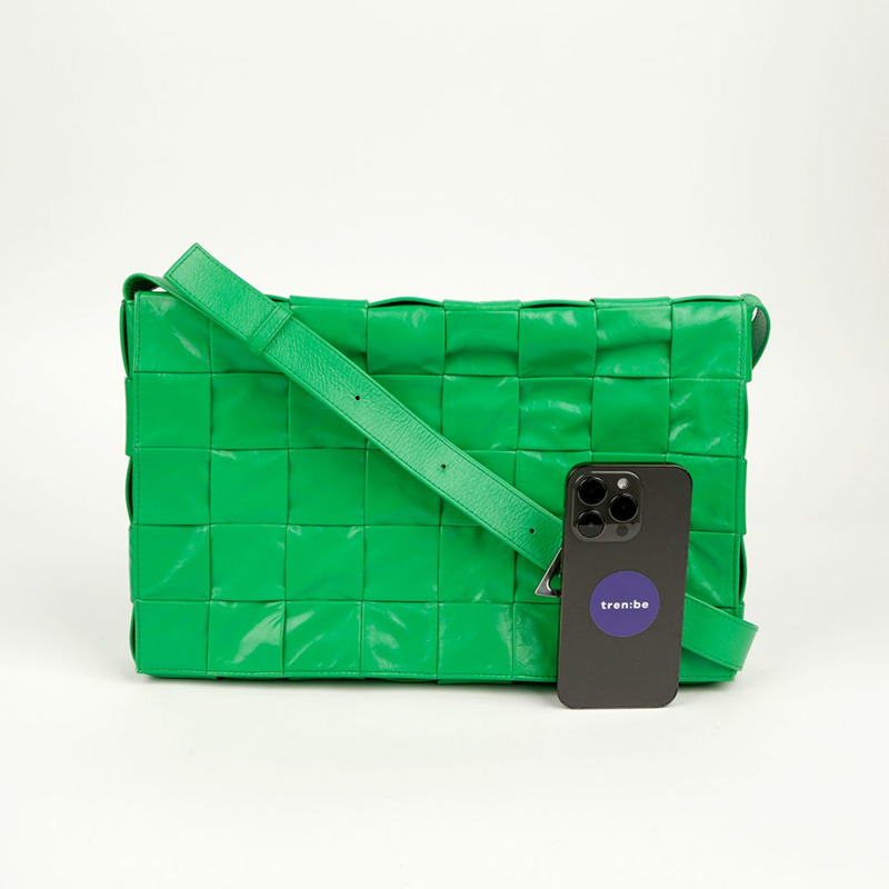 BOTTEGA VENETA Maxi Parquet Intrecciato 皮革盒式斜背包 691407-13