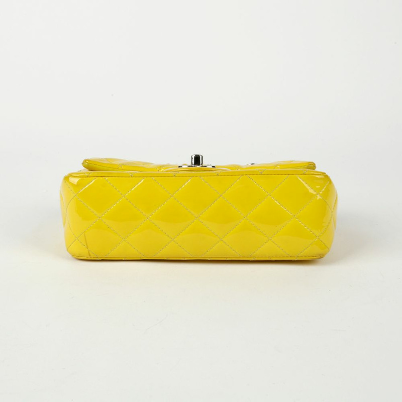CHANEL 經典新款迷你肩斜背包-5