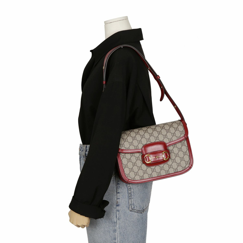 GUCCI Horsebit 1955 小號肩斜背包-8