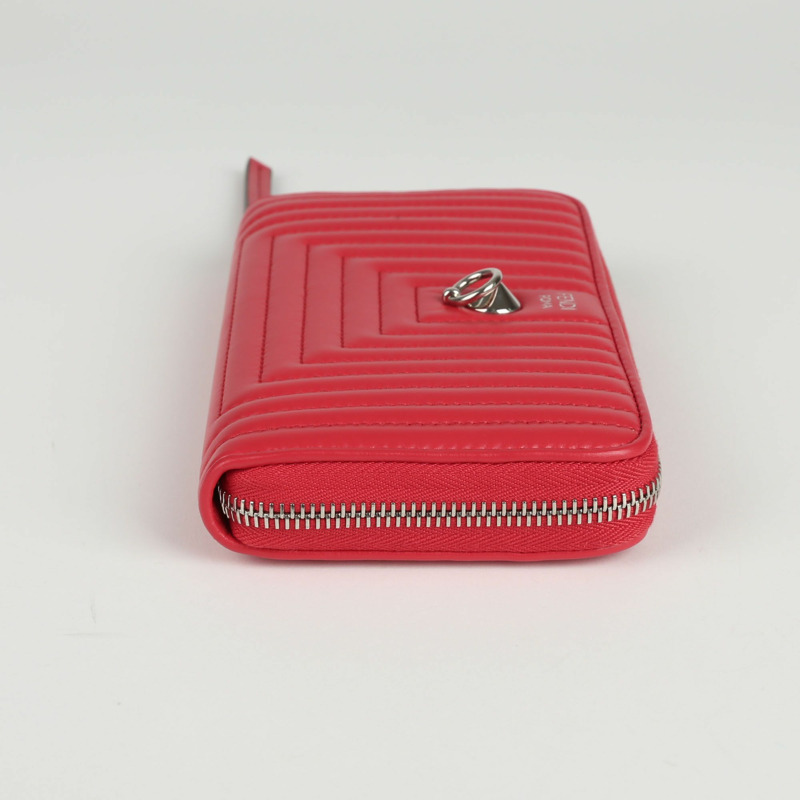 FENDI 拉鍊圓形長款皮夾-5
