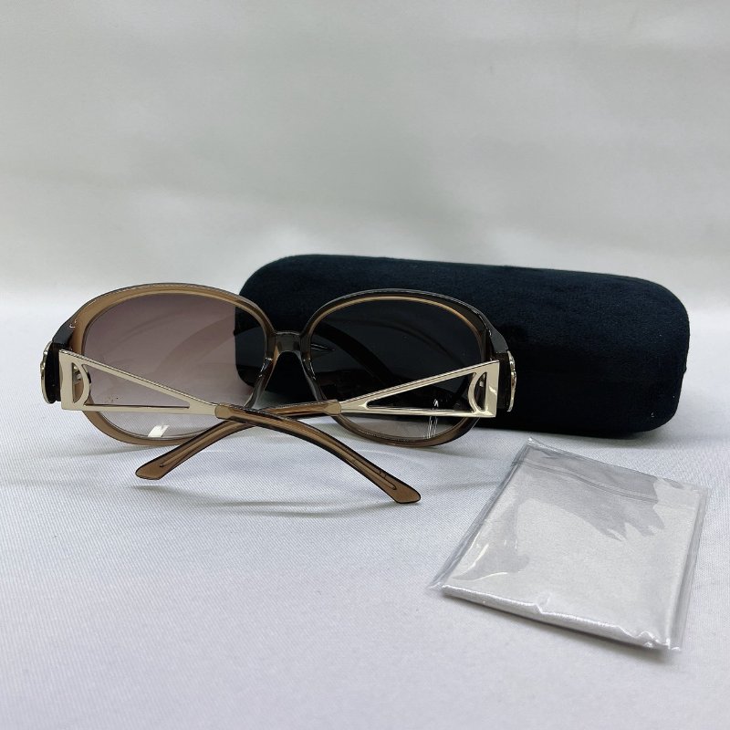 GUCCI 經典盾形徽章墨鏡-1