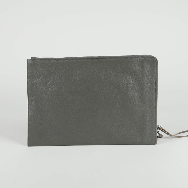 BALENCIAGA 經典金屬邊緣中型手拿包-3