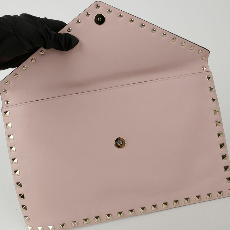 VALENTINO Rockstud 信封手拿包-6