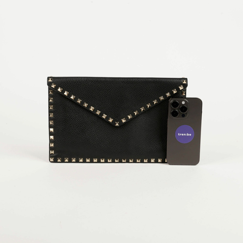 VALENTINO Rockstud 信封手拿包-10