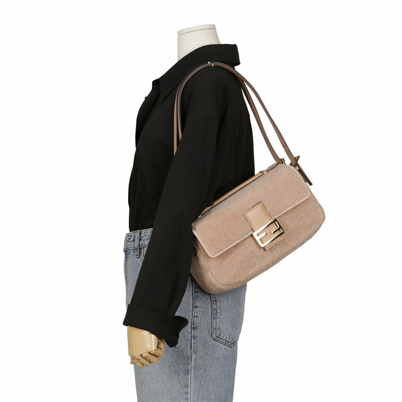 【包稅】FENDI 粉紅羊毛羊皮多色法棍手提單肩包-8