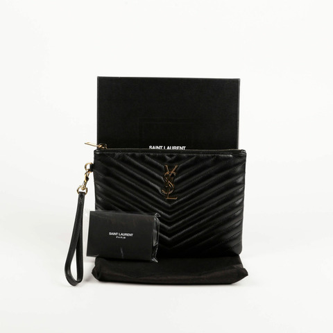 SAINT LAURENT 黑色馬特拉塞凸紋花押字手拿包