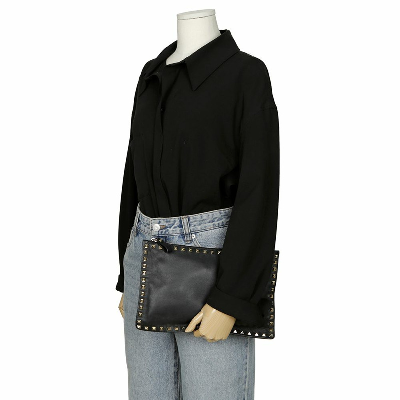 VALENTINO Rockstud 手拿包-10