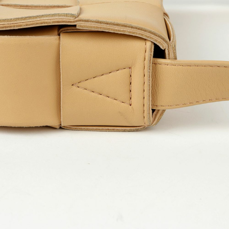 BOTTEGA VENETA Intrecciato Cassette 經典單肩斜背包 578004-6
