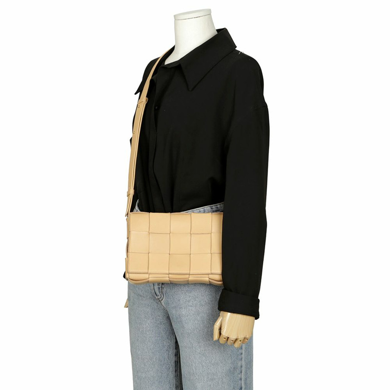 BOTTEGA VENETA Intrecciato Cassette 經典單肩斜背包 578004-13
