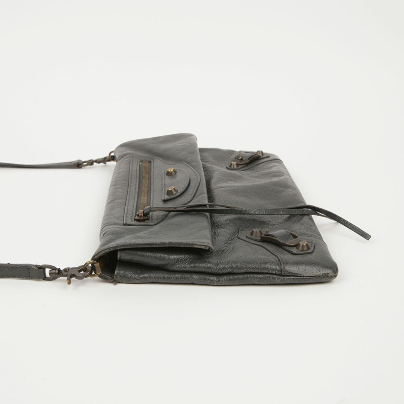 BALENCIAGA 信封手拿包和斜背包 319376-4