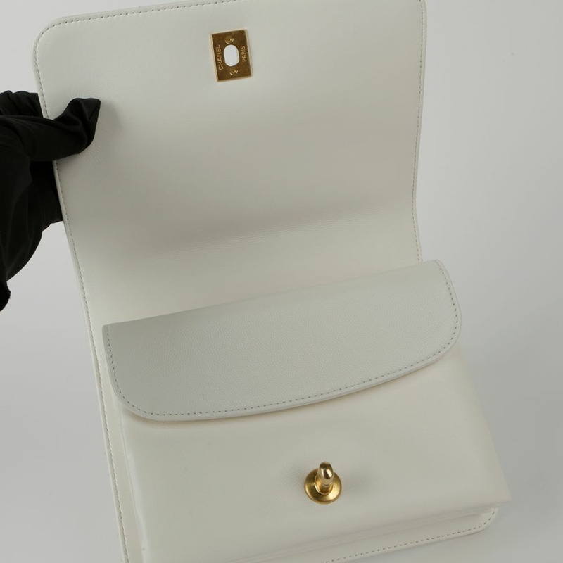 【包稅】CHANEL 魚子醬紋小號手提單肩包-10