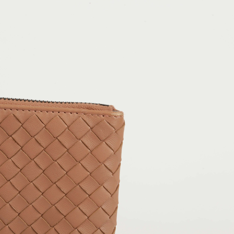 BOTTEGA VENETA Intrecciato 帶狀手拿包-3