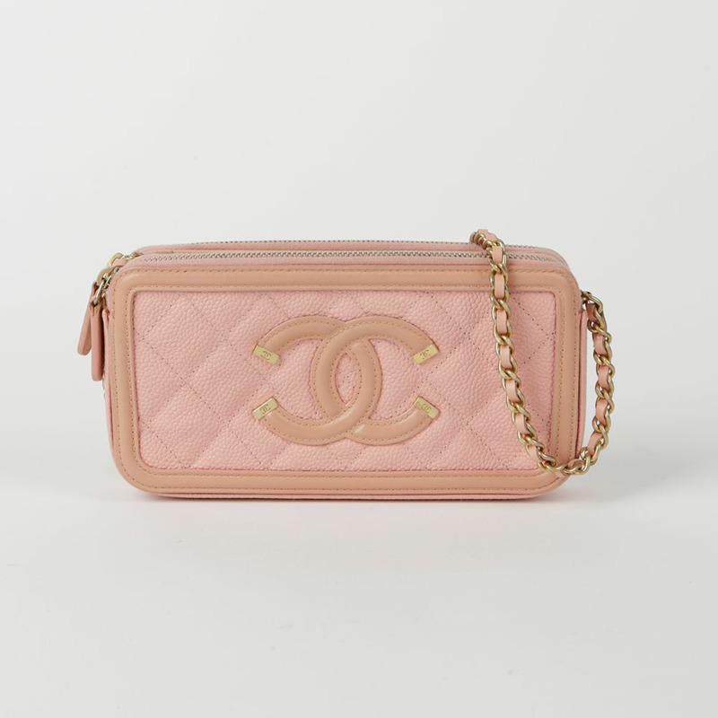CHANEL 魚子醬花絲鏈斜背包-1