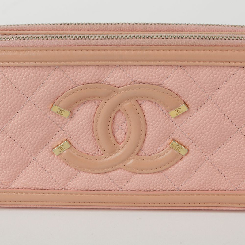 CHANEL 魚子醬花絲鏈斜背包-2