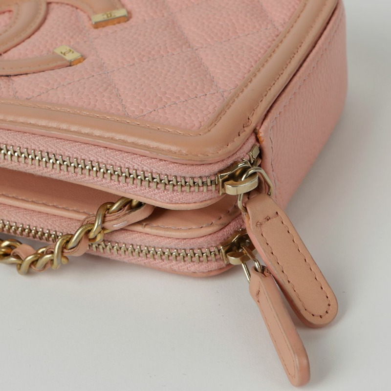 CHANEL 魚子醬花絲鏈斜背包-9