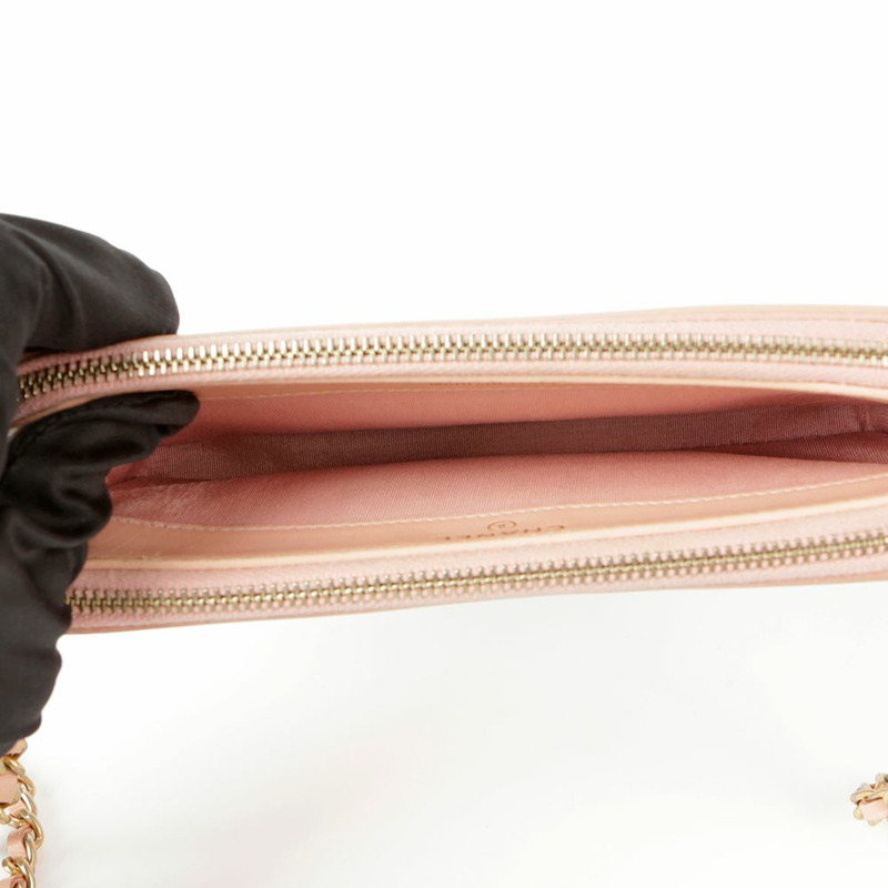 CHANEL 魚子醬花絲鏈斜背包-11