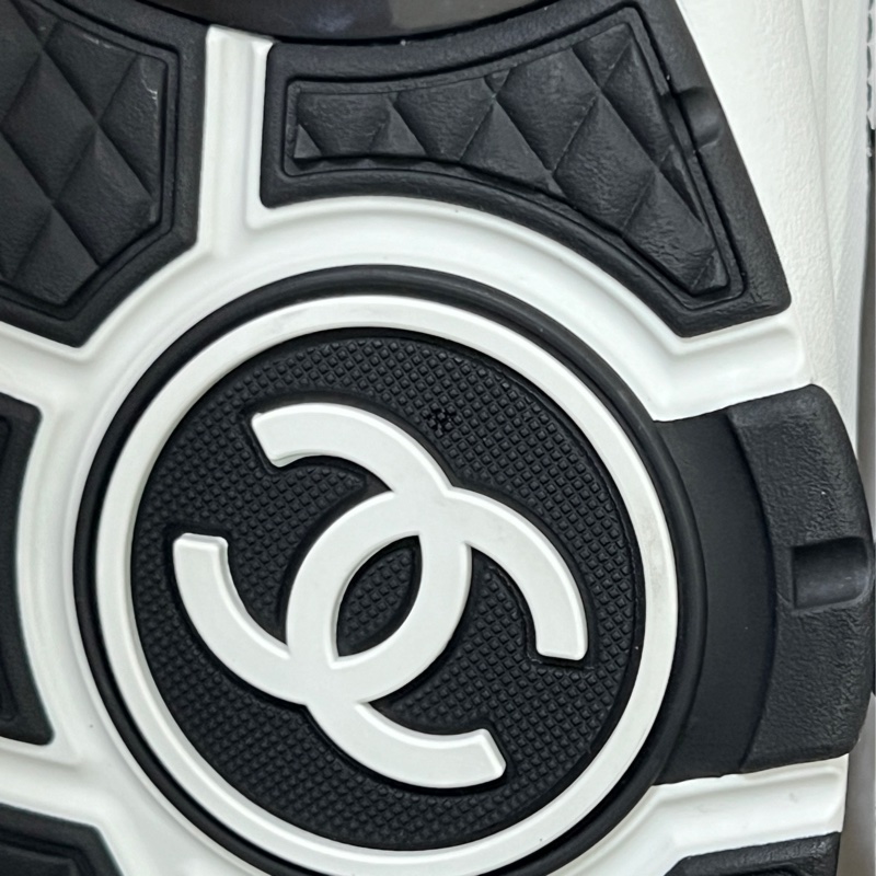 Chanel 運動鞋 漫畫款 防潑水材質 25C 建議24-24.5-11