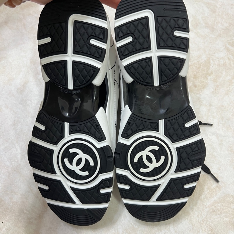 Chanel 運動鞋 漫畫款 防潑水材質 25C 建議24-24.5-12