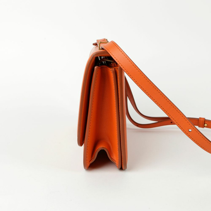 【包稅】BOTTEGA VENETA 經典圓肩斜背包-4