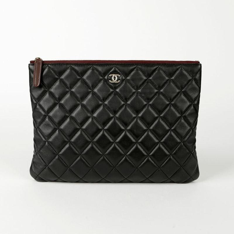 CHANEL 經典新款中型手包-1
