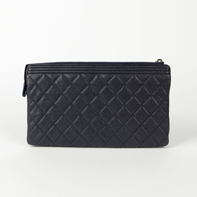 CHANEL Caviar Skin Boy 雙口袋手拿包-3