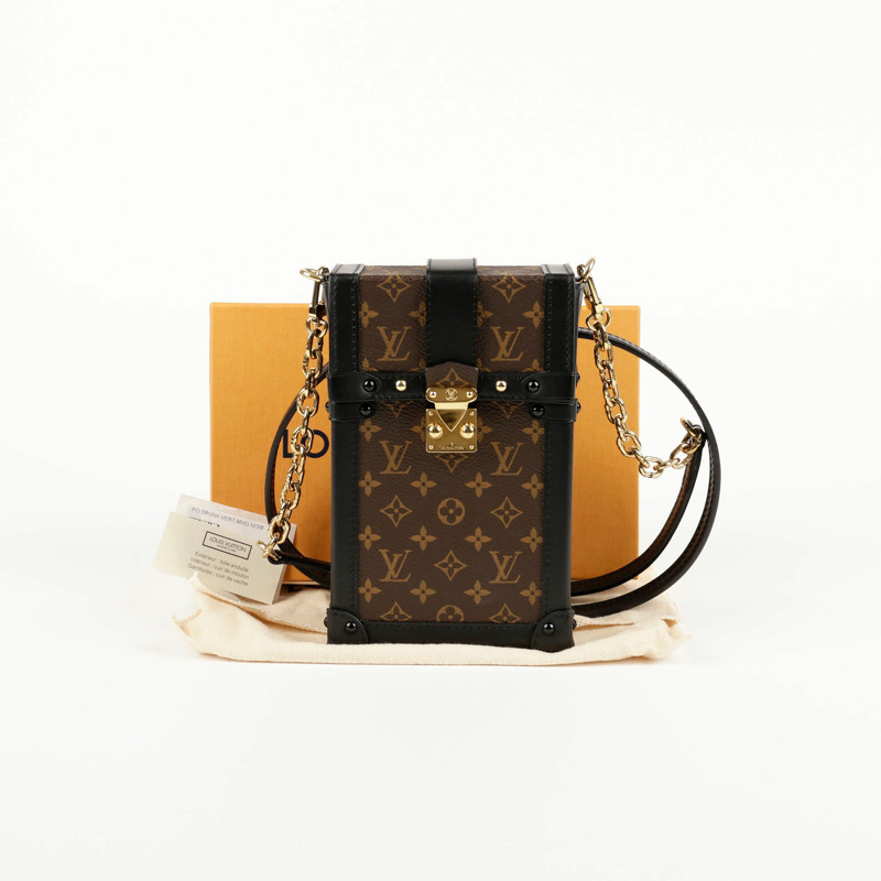 LOUIS VUITTON Pochette Trunk 垂直單肩斜背包-0