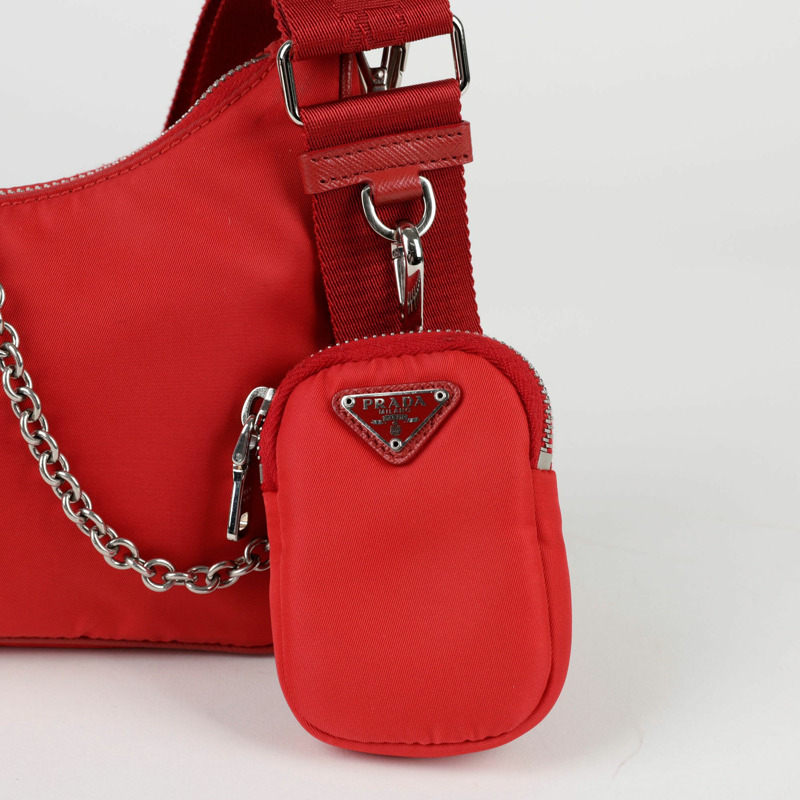 PRADA Reedition Hobo 肩背包與斜背包-3