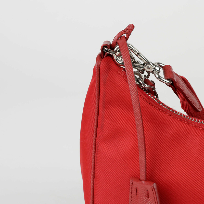 PRADA Reedition Hobo 肩背包與斜背包-5
