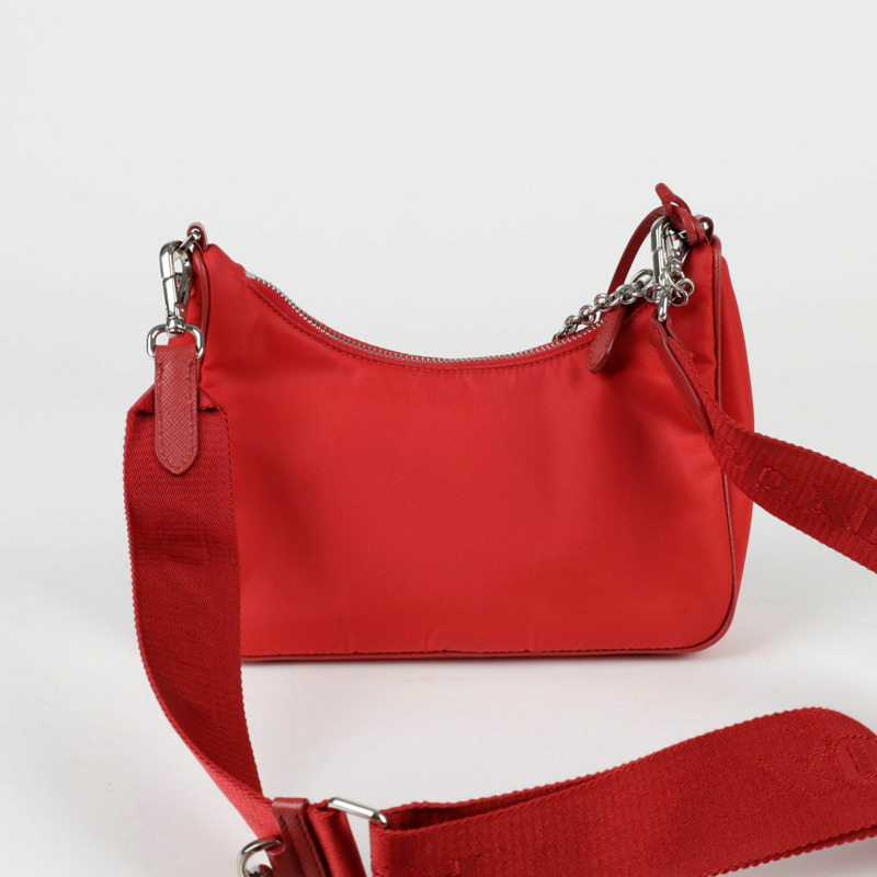 PRADA Reedition Hobo 肩背包與斜背包-7
