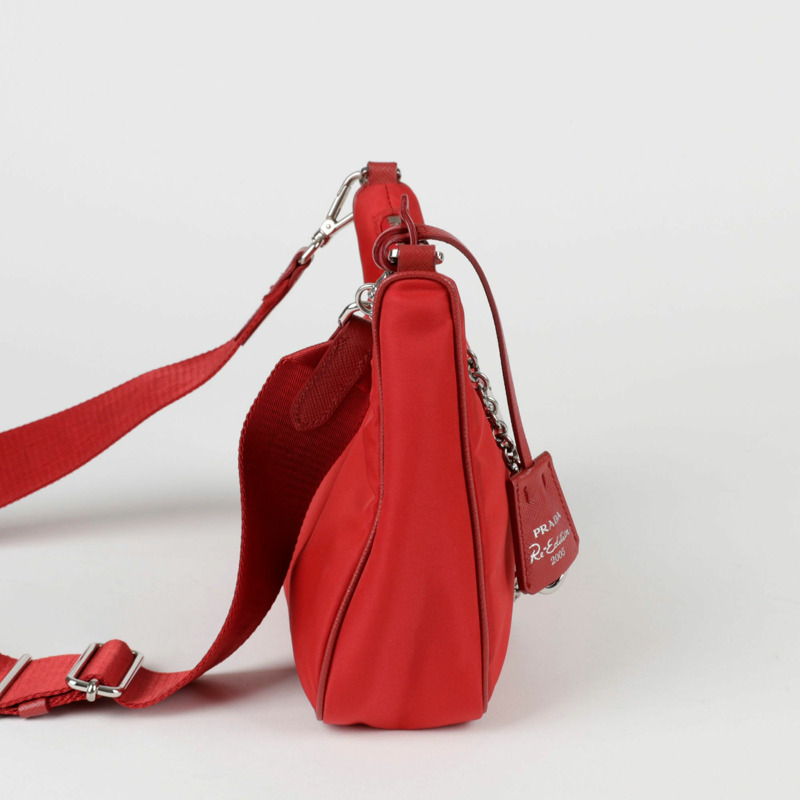 PRADA Reedition Hobo 肩背包與斜背包-9